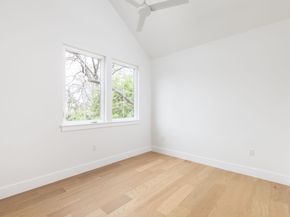 408 Linden B, Austin TX 78702