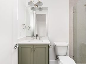 408 Linden B, Austin TX 78702