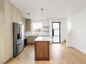 408 Linden B, Austin TX 78702