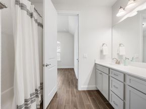 8902 Moccasin PATH, Austin TX 78736