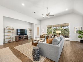 8902 Moccasin PATH, Austin TX 78736