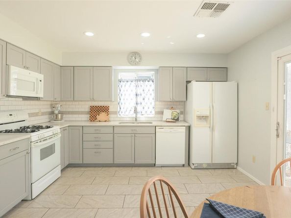 3107 Dominic DR, Austin TX 78745