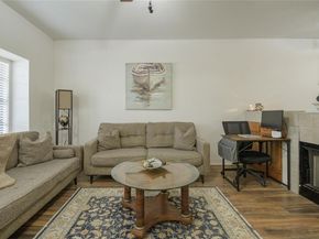 1411 Gracy Farms Lane 14, Austin TX 78758