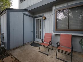 1411 Gracy Farms Lane 14, Austin TX 78758