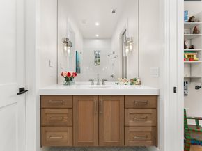 2203 Greenlee DR, Austin TX 78703