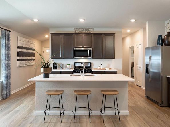 101 Rivendale ST, Liberty Hill TX 78642