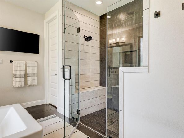 400 Flint Ridge TRL, Georgetown TX 78628