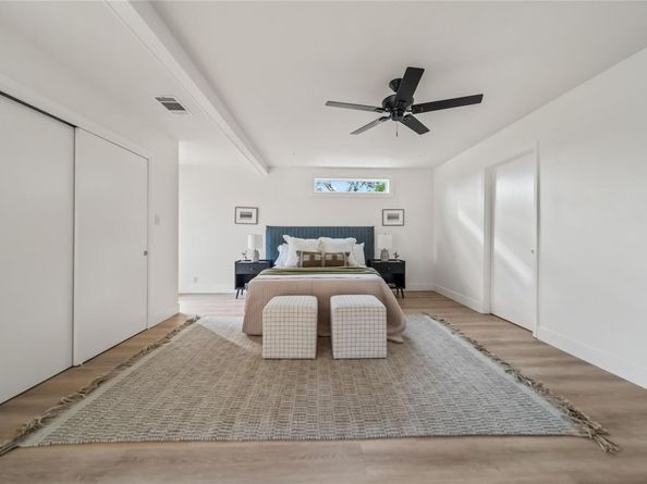 5202 Woodmoor DR, Austin TX 78721