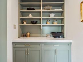 5202 Woodmoor DR, Austin TX 78721