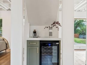 5202 Woodmoor DR, Austin TX 78721