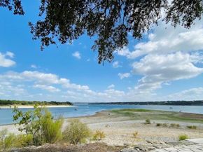 20800 Ridgeview RD, Lago Vista TX 78645