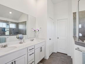 624 Spurlock WAY, Liberty Hill TX 78642