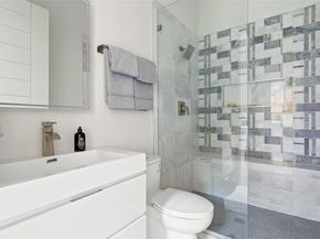 2109 Barton Hills DR, Austin TX 78704