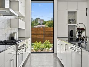 2109 Barton Hills DR, Austin TX 78704