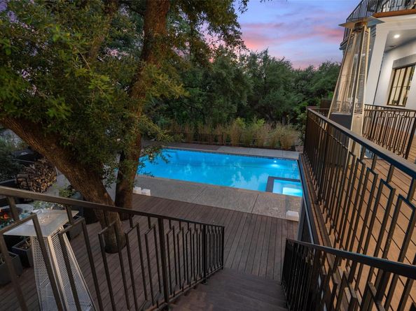 4203 Balcones DR, Austin TX 78731
