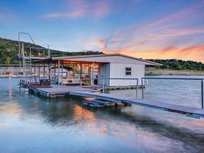 17120 Northlake Hills DR, Jonestown TX 78645