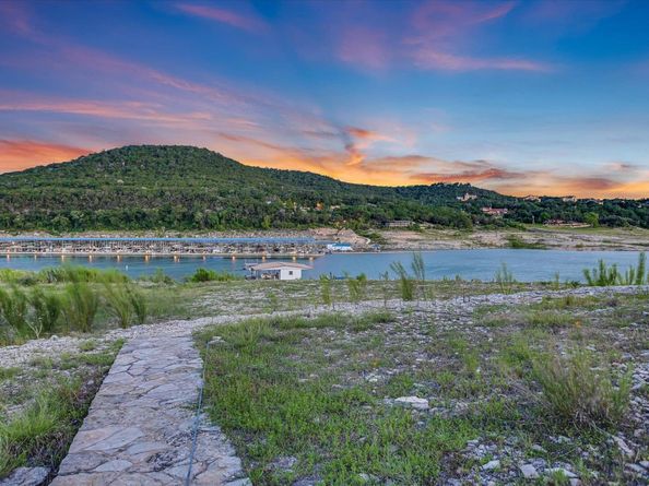 17120 Northlake Hills DR, Jonestown TX 78645