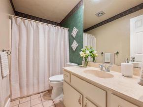 10915 Thicket TRL, Austin TX 78750