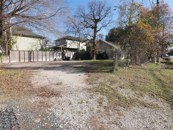 401 Arlington Street, Houston TX 77007