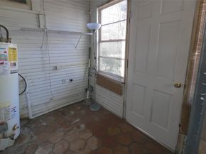 401 Arlington Street, Houston TX 77007