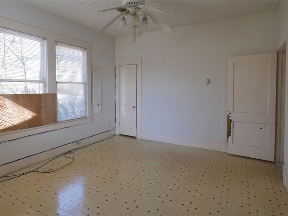 401 Arlington Street, Houston TX 77007