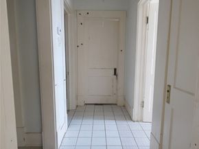 401 Arlington Street, Houston TX 77007