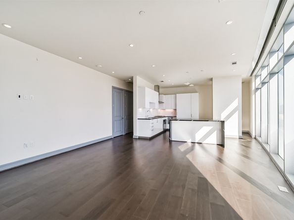 4521 San Felipe Street 1103, Houston TX 77027