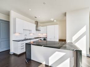 4521 San Felipe Street 1103, Houston TX 77027
