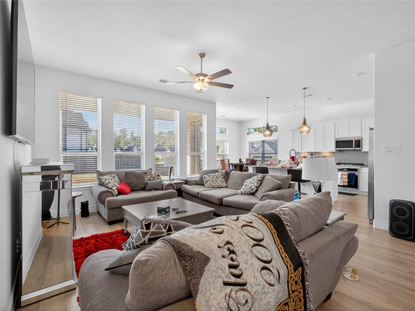 23426 Yaupon Hills Drive, New Caney TX 77357