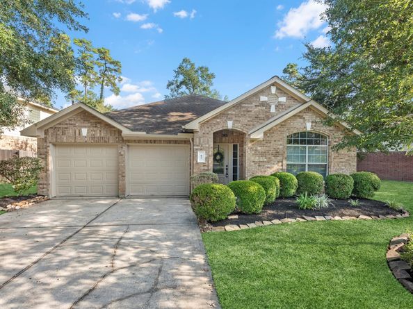 82 S Regan Mead Circle, The Woodlands TX 77382