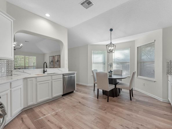 82 S Regan Mead Circle, The Woodlands TX 77382