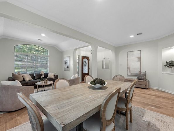 82 S Regan Mead Circle, The Woodlands TX 77382