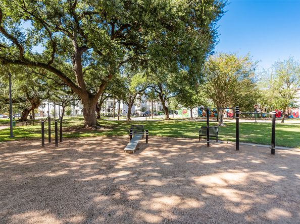 2924 Crawford Street, Houston TX 77004