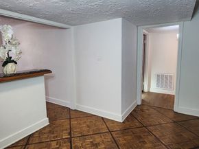 2727 Briarhurst Drive 1, Houston TX 77057