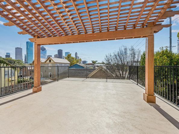 1919 Lubbock Street, Houston TX 77007