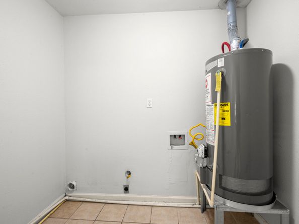 4326 Akard Street, Houston TX 77047