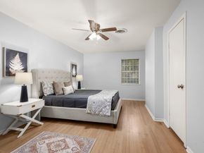 4326 Akard Street, Houston TX 77047