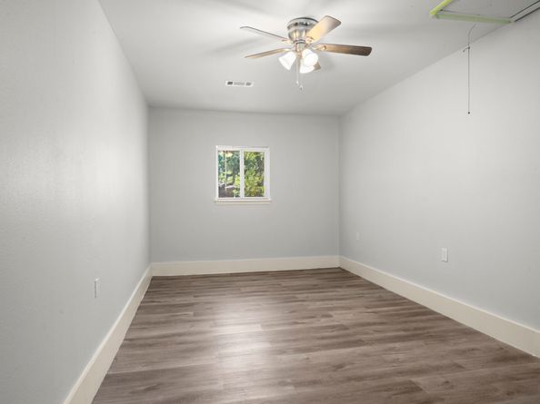 4326 Akard Street, Houston TX 77047