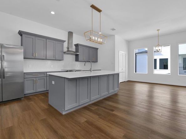 207 Edgewood Street B, Houston TX 77011