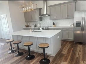 207 Edgewood Street B, Houston TX 77011