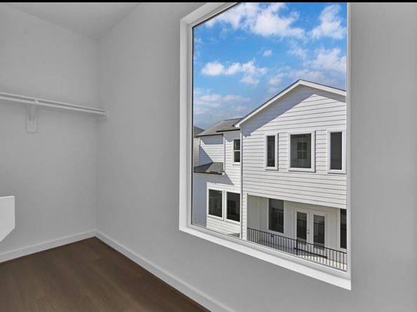 207 Edgewood Street B, Houston TX 77011