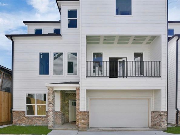 207 Edgewood Street B, Houston TX 77011