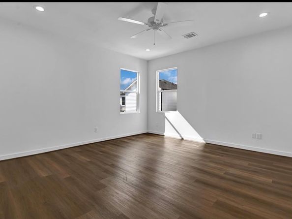 207 Edgewood Street B, Houston TX 77011