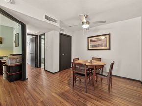 7313 Gulf Freeway 911, Houston TX 77017