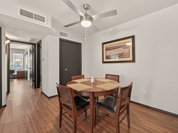 7313 Gulf Freeway 911, Houston TX 77017