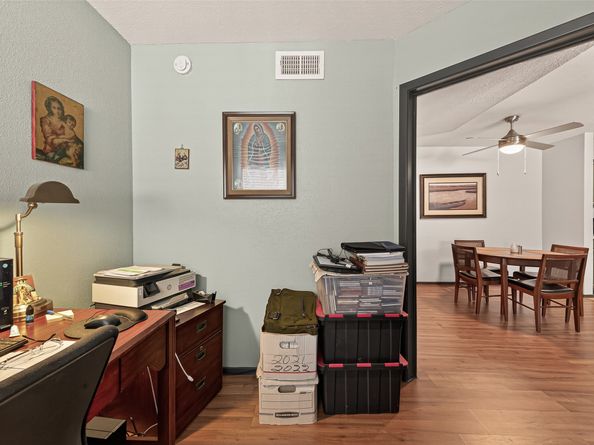 7313 Gulf Freeway 911, Houston TX 77017