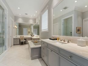 2706 Eastgrove Lane, Houston TX 77027