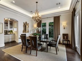 2706 Eastgrove Lane, Houston TX 77027