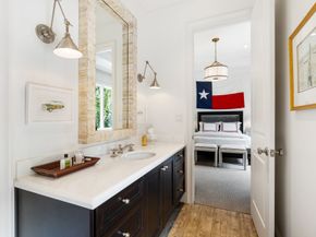 2706 Eastgrove Lane, Houston TX 77027