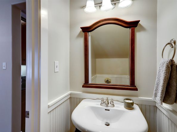 1047 W 16th Street, Houston TX 77008